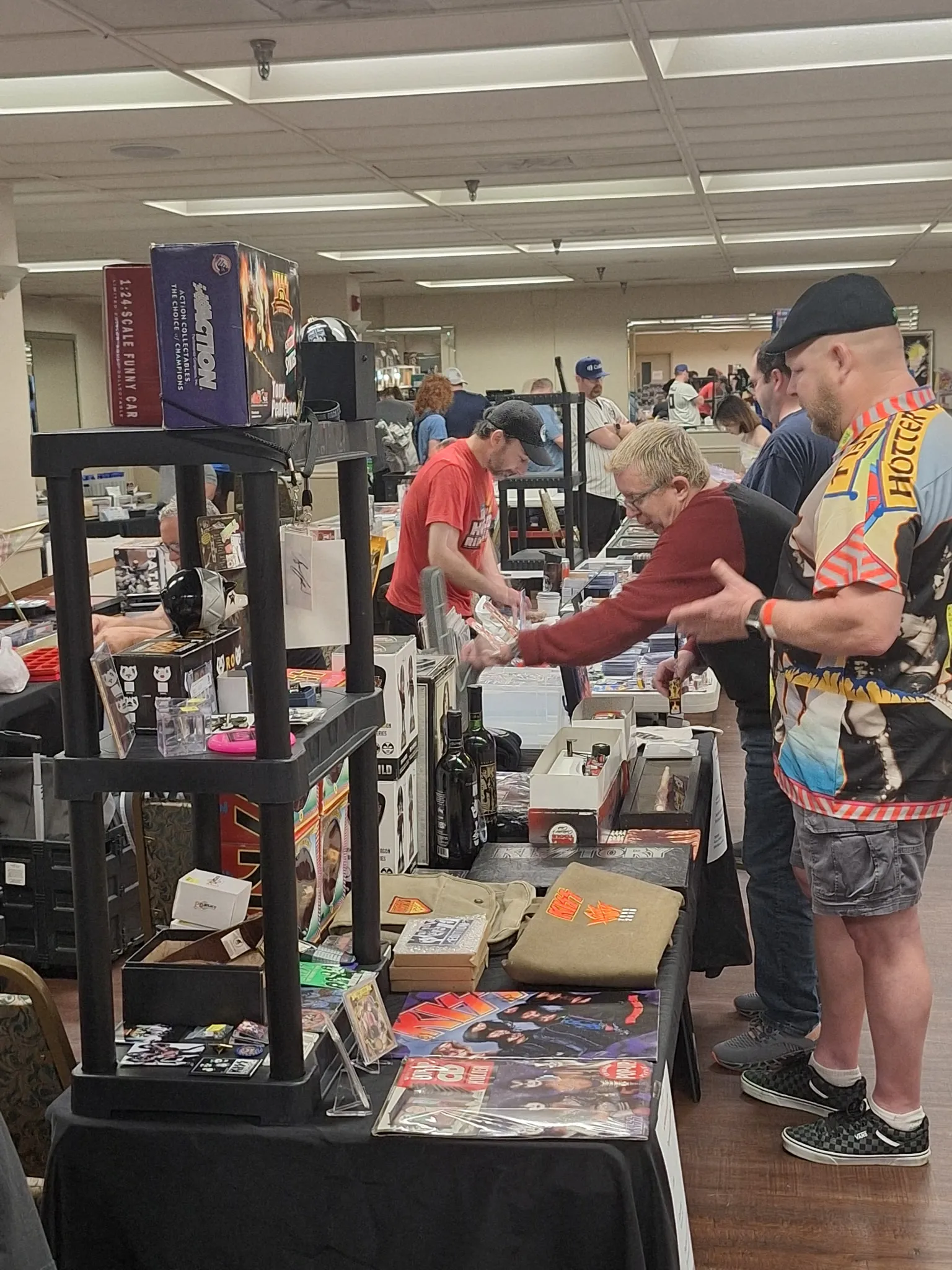 Scene from the 2025 ArchRivals Collector Fest (#2)